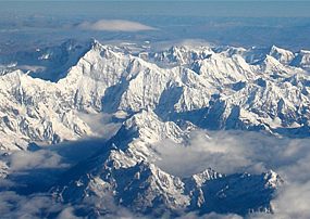 https://www.nativeeverest.com.np/wp-content/uploads/2020/12/View-from-lumbasumba-285x202.jpg