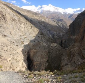 https://www.nativeeverest.com.np/wp-content/uploads/2020/12/Way-up-to-narphu-285x279.jpg